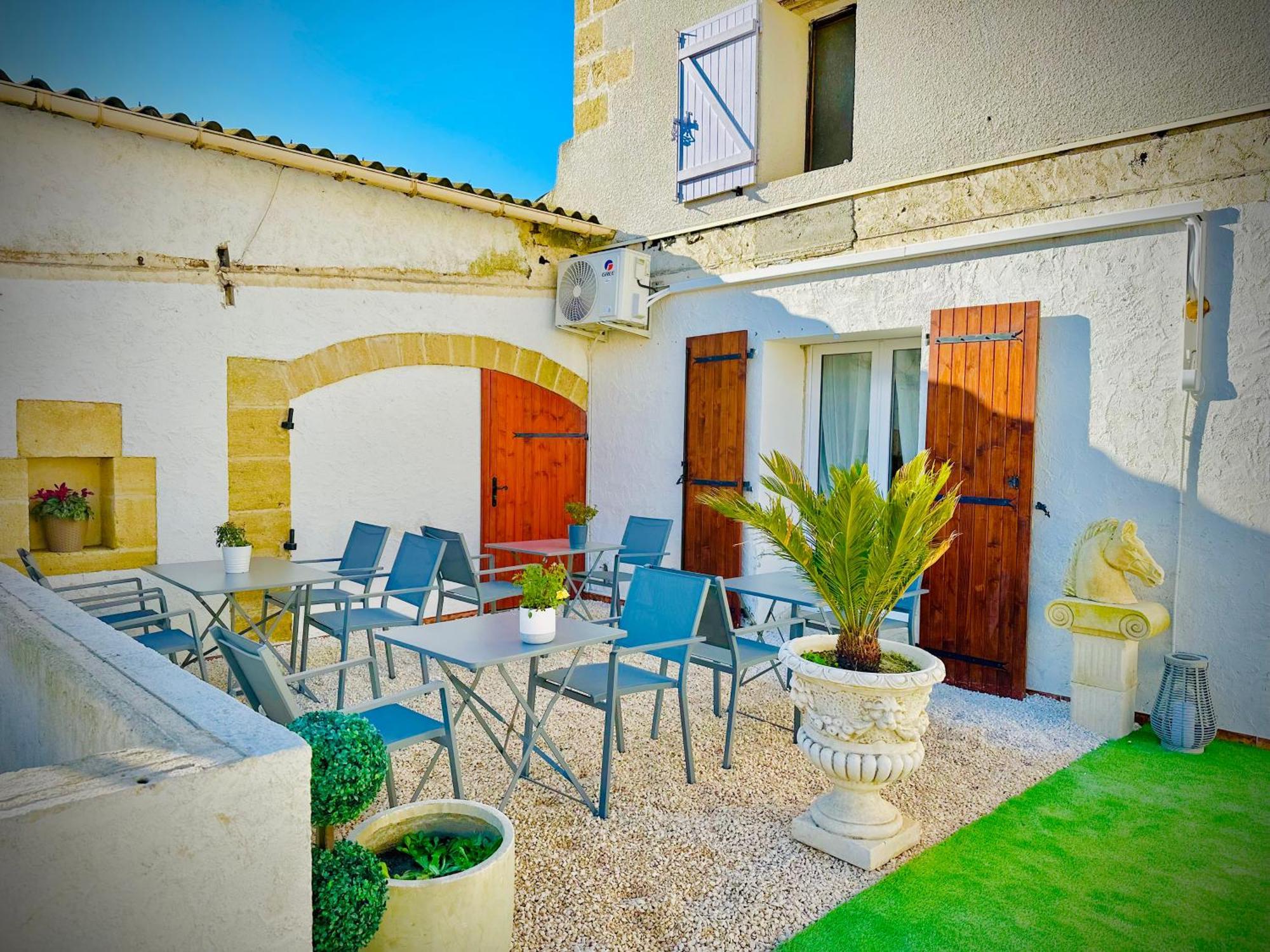 Les Appartements Du Mas - Emeraude Aigues-Mortes Exterior foto
