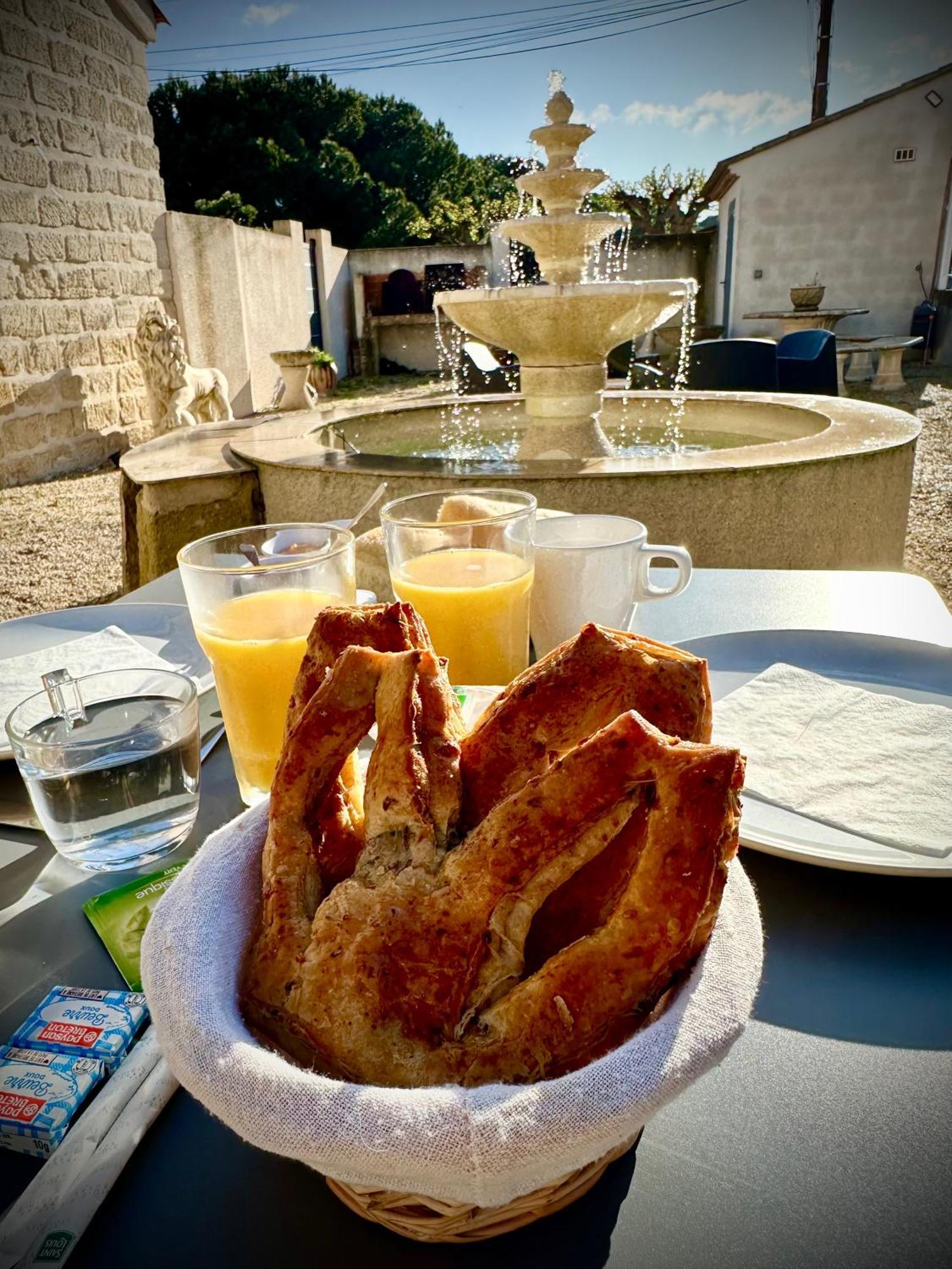Les Appartements Du Mas - Emeraude Aigues-Mortes Exterior foto