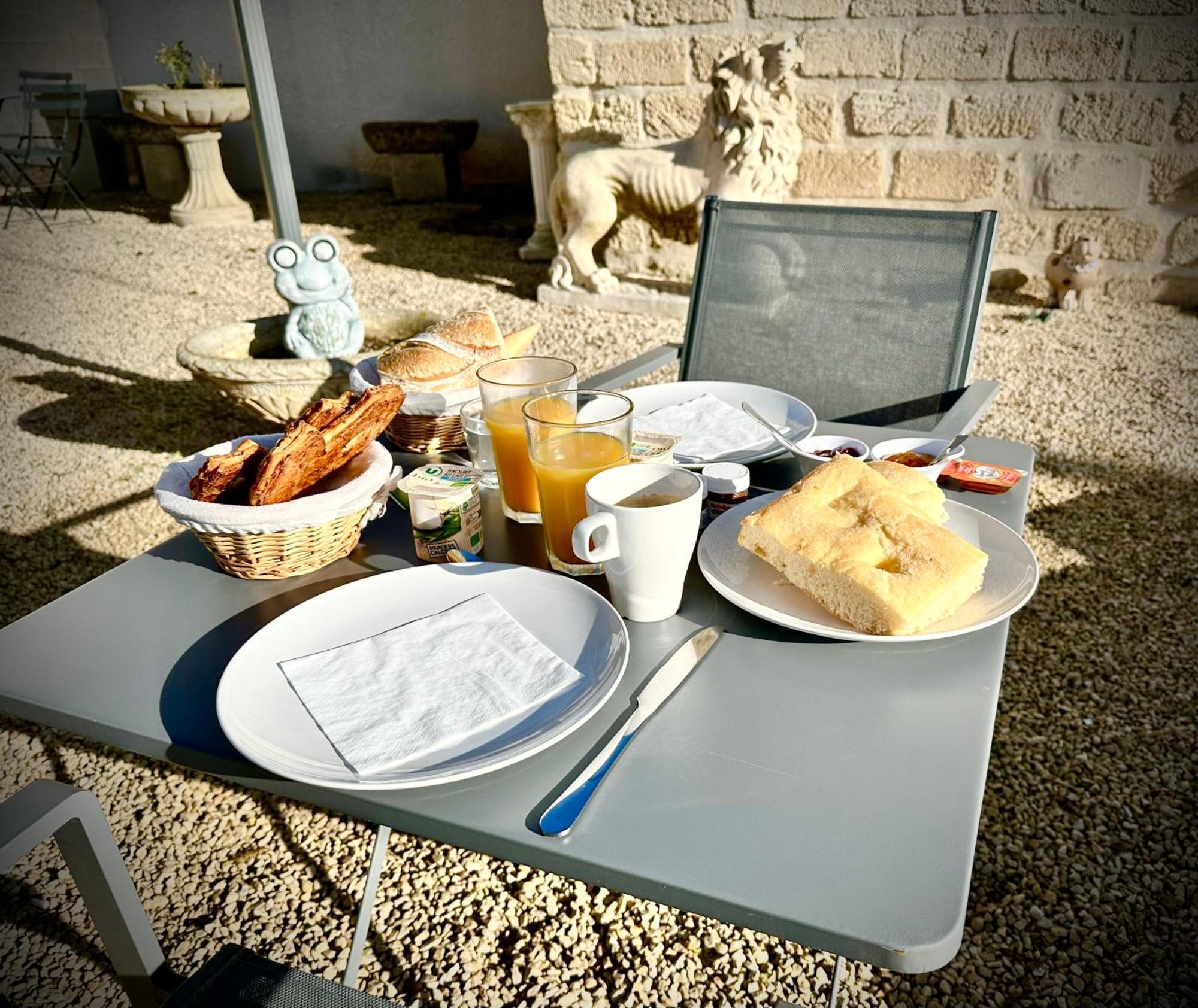 Les Appartements Du Mas - Emeraude Aigues-Mortes Exterior foto